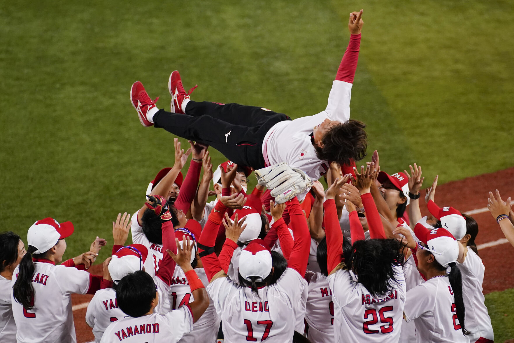 APTOPIX Tokyo Olympics Softball